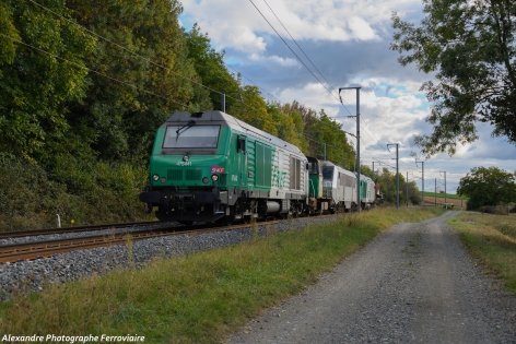 TM Clermont-Nevers Trains de machines entre Clermont-FD et Nevers avec en tête un 75000