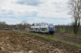 Triplette d'X73500 X73500 Auvergne, Rhône Alpes , Auvergne sur un W Clermont-Lyon