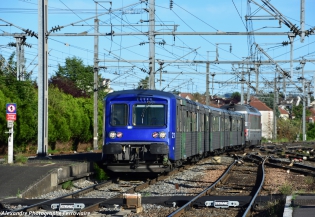 RRR 27 la RRR 27 arrive en gare de St Germain des Fossés en provenance de Clermont-Ferrand