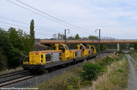 Trains de locs BB 69000 Le train de machines régulier entre Nevers et Clermont composer de trois BB 69000 de l'infra